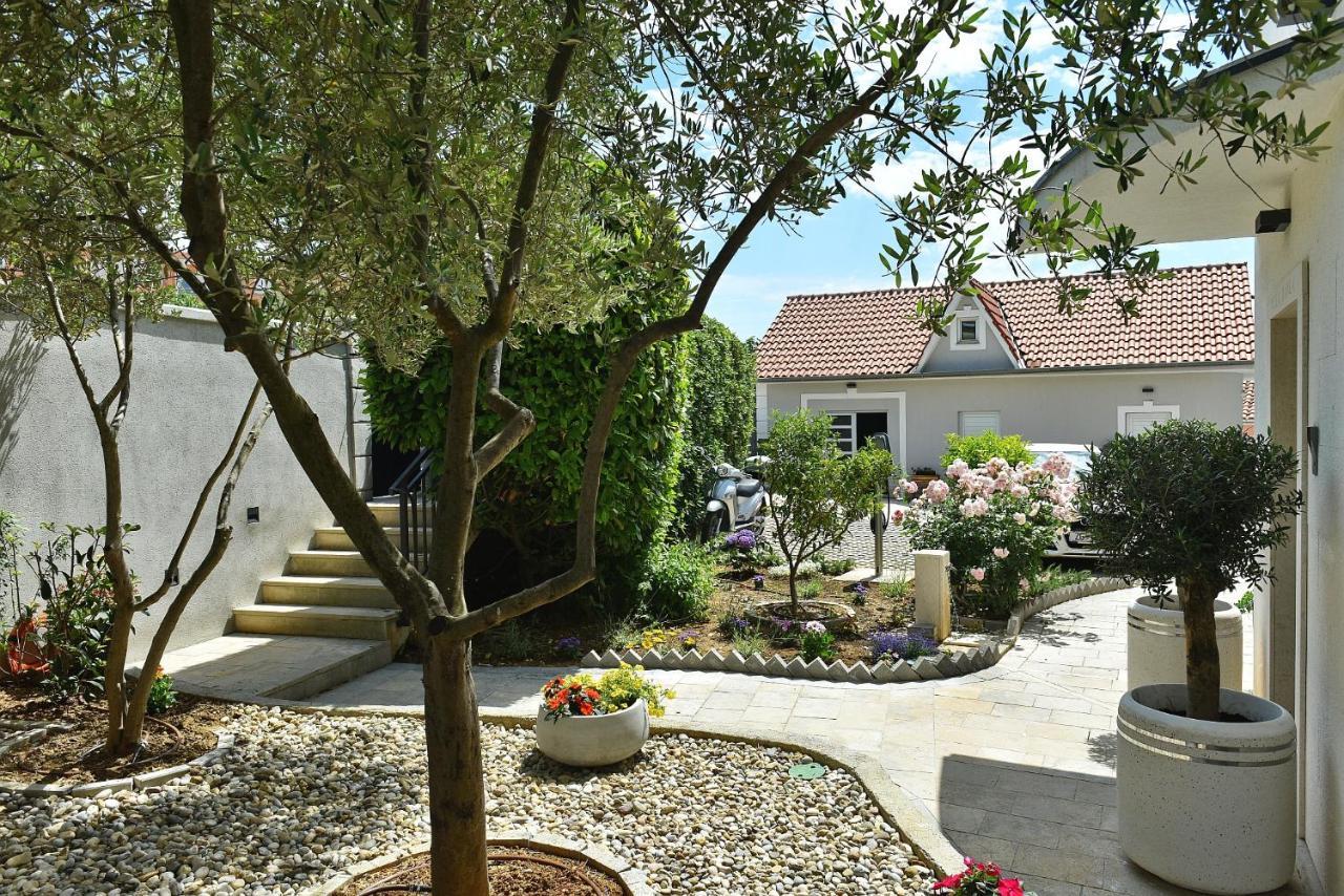 Villa Manda Zadar Luxury Apartments Экстерьер фото